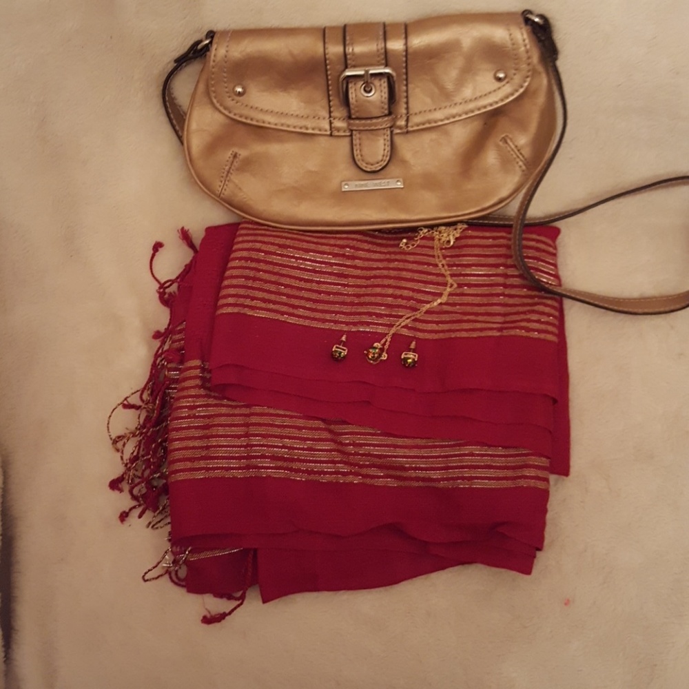 Nine West Baguette, Unbranded Wrap/Scarf, Jewelry